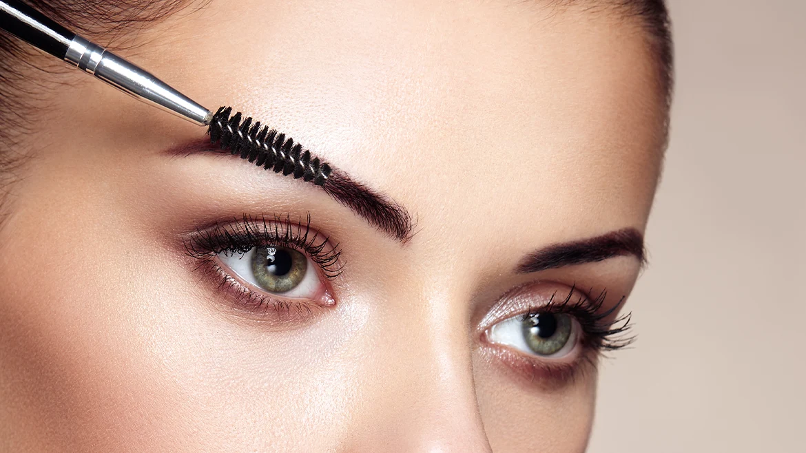 Eyebrows-cura delle sopracciglia-Moncare